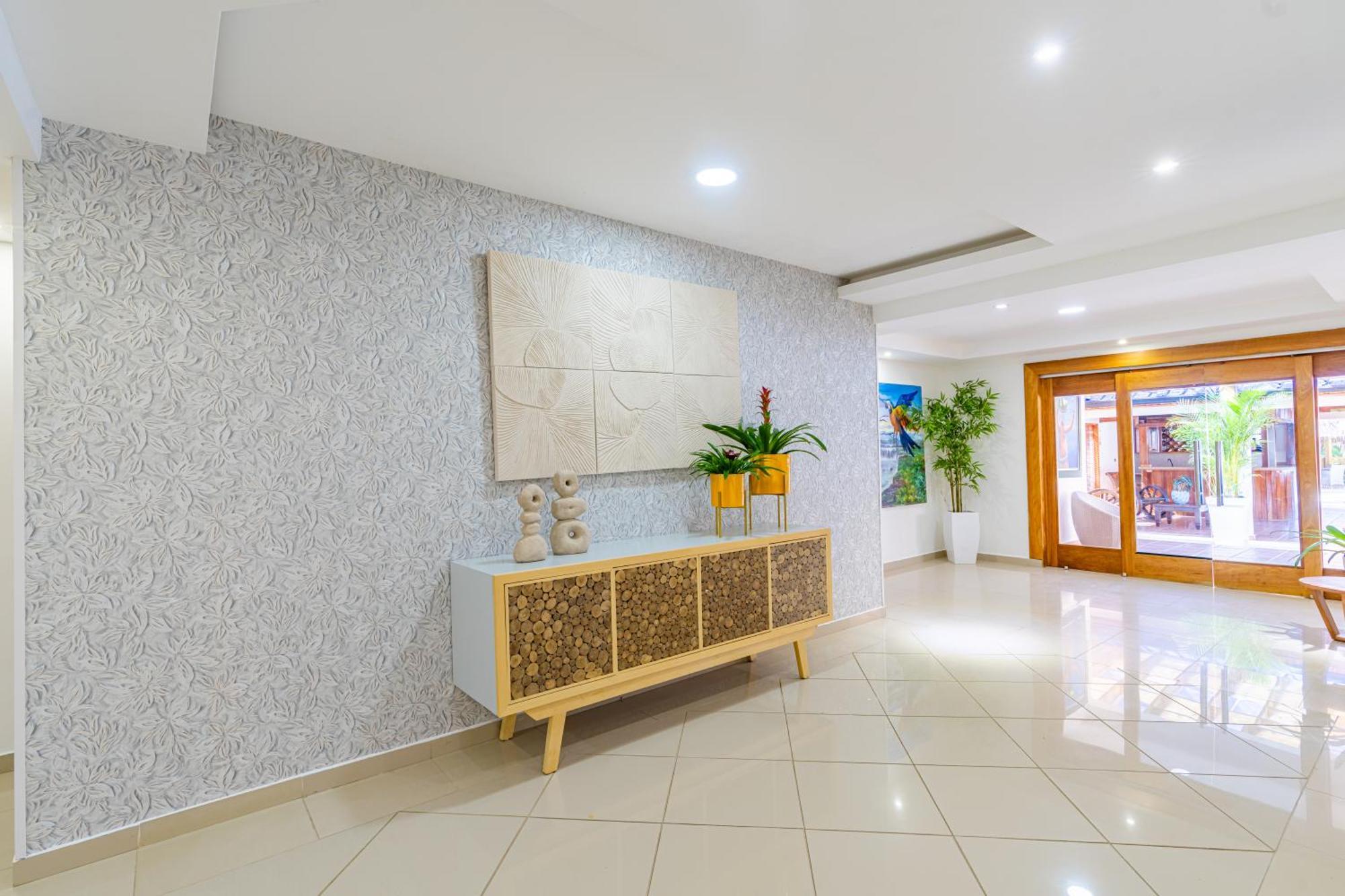Hotel Boutique Del Lago Нагуа Экстерьер фото